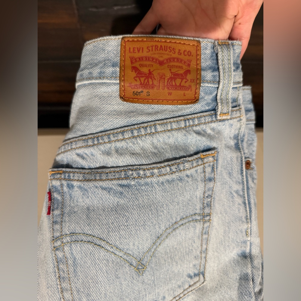 Levi's 501 Women Light Denim Jeans